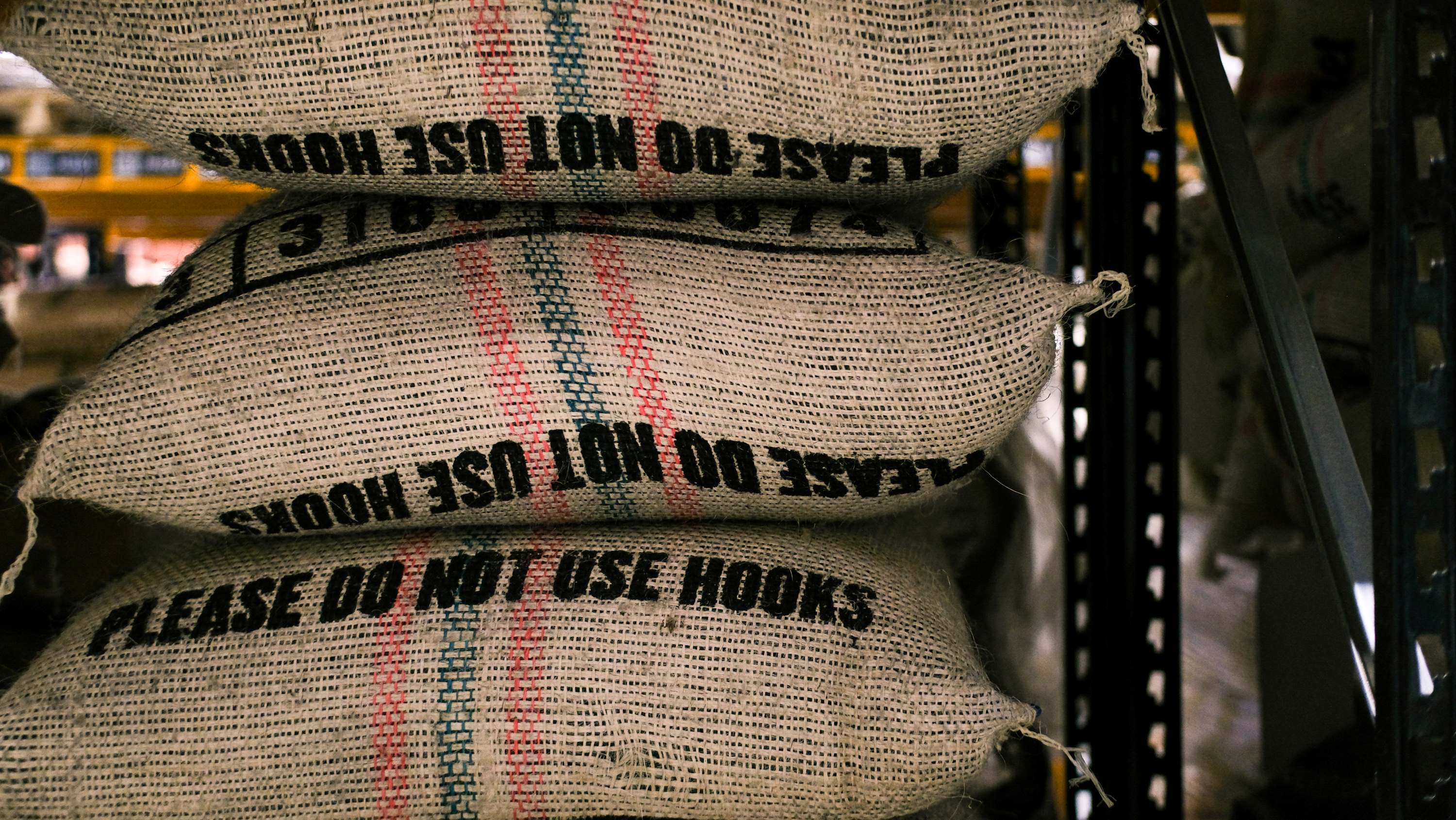 Как кофе попадает в Россию