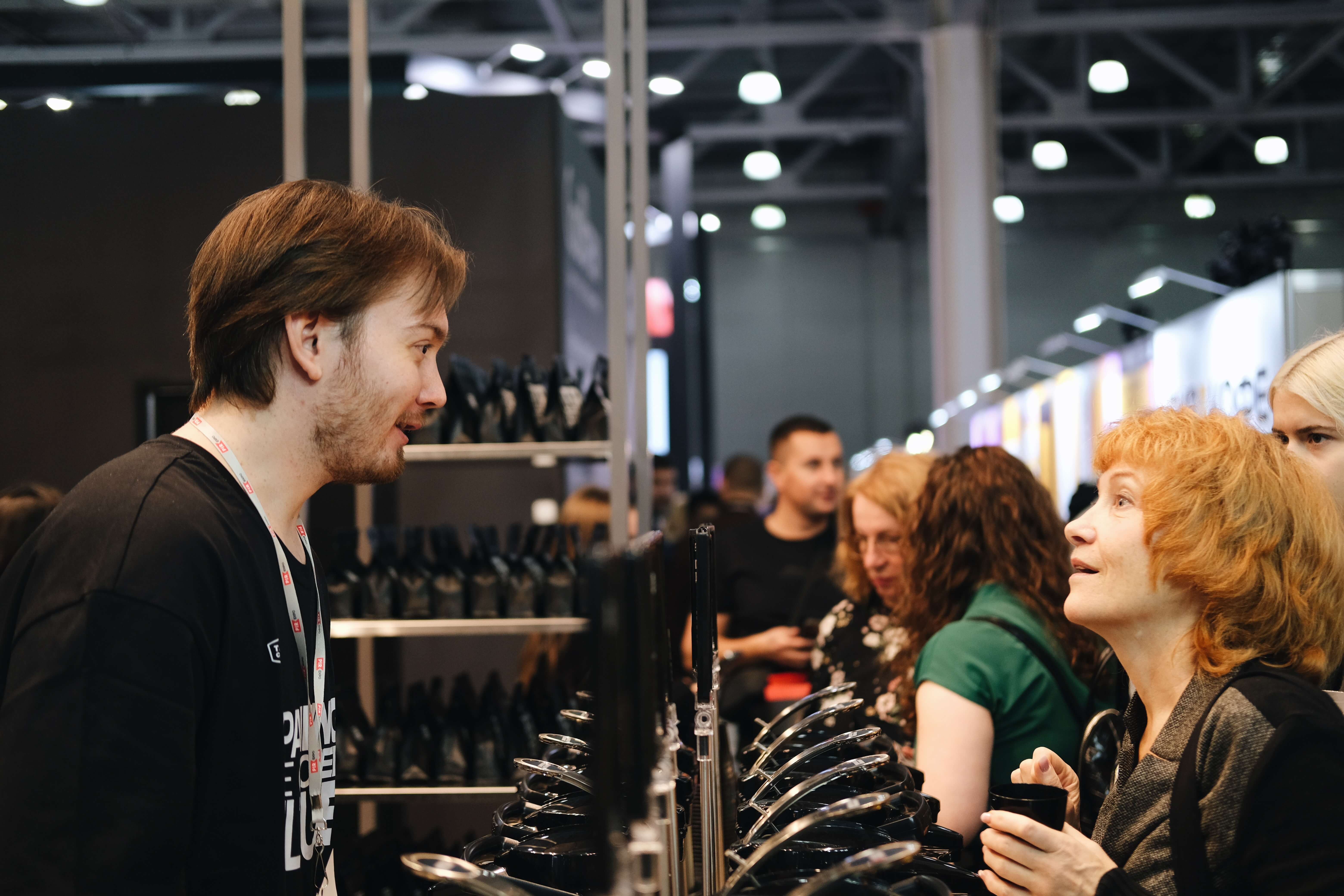 Ощение с гостями на стенде Tasty Coffee